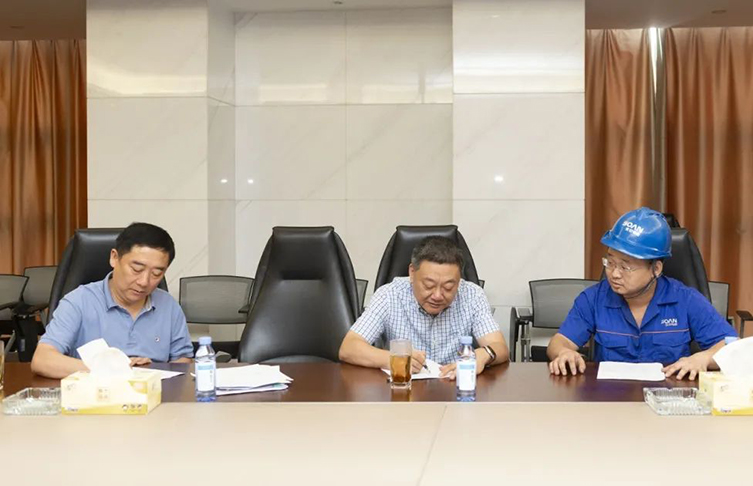 江蘇省總工會審計處處長葉希伯一行蒞臨寶安電纜調(diào)研